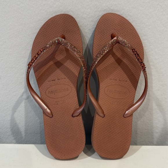 Havaianas Glittery Slim Ballet Rose/Golden Blush Flip Flop Sandals - Picture 10 of 14